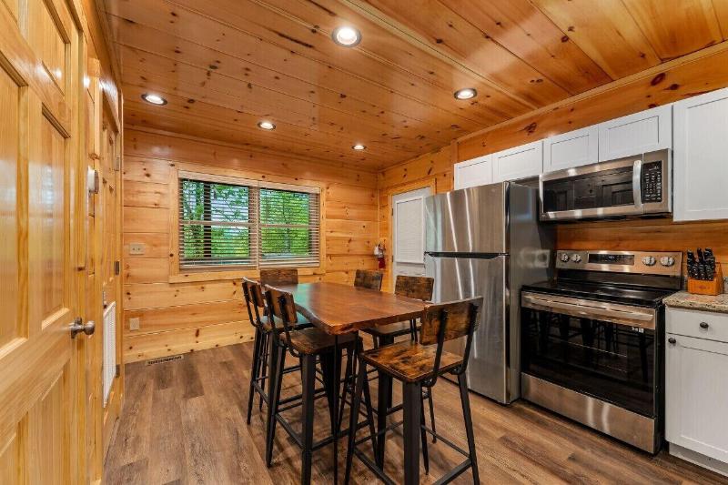Dollywood Delights By Ghosal Luxury Lodging — photo 43