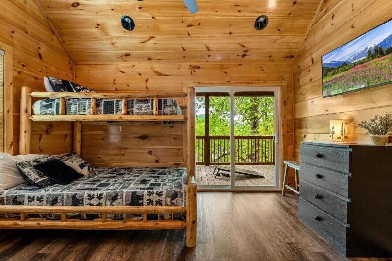Dollywood Delights By Ghosal Luxury Lodging — photo 16