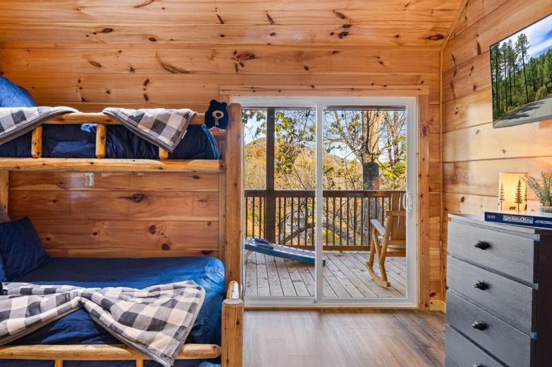 Dollywood Delights By Ghosal Luxury Lodging — photo 69