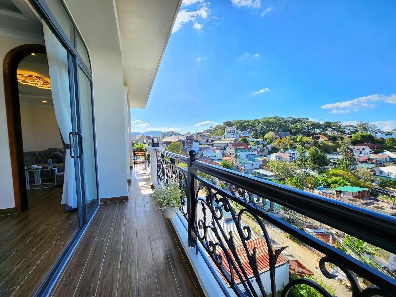 Nature Land Apartment image