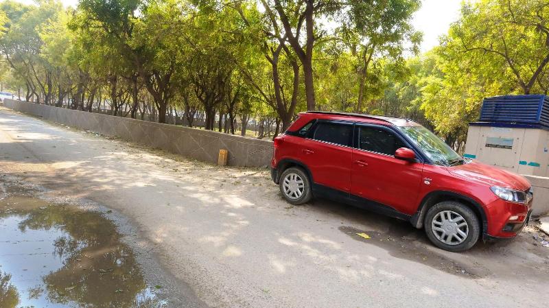 Hotel Noida Grand 121 image