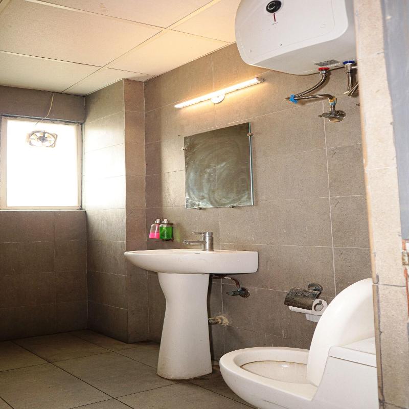 Hotel Noida Grand 121 image