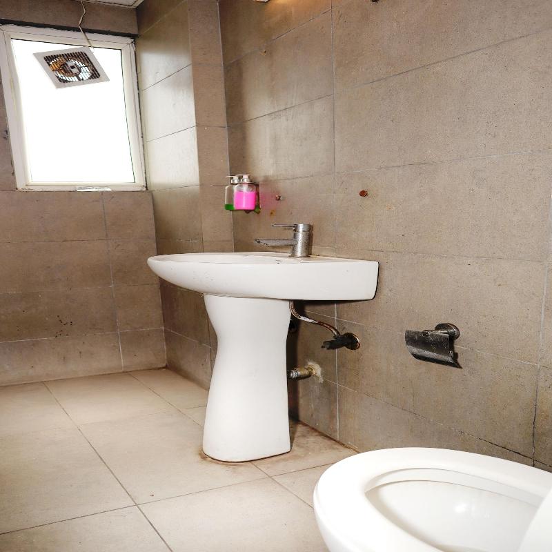 Hotel Noida Grand 121 image