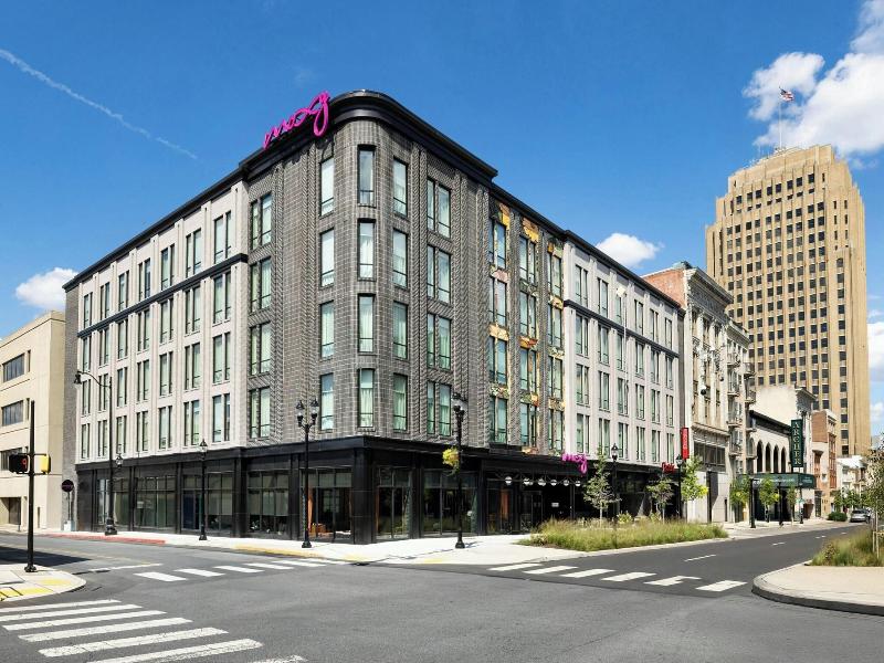 Moxy Allentown Downtown image