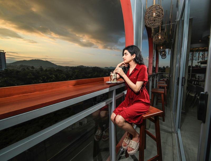 Selene City Hotel
