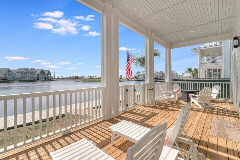 Walking On Sunshine 246 Lak — photo 47
