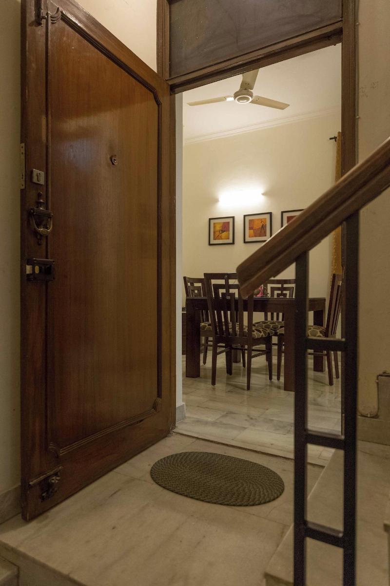 Room In B B Hauz Khas 3 Rooms Bnb image