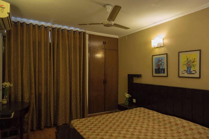 Room In B B Hauz Khas 3 Rooms Bnb image