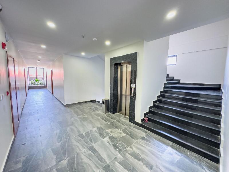 C Hotel image