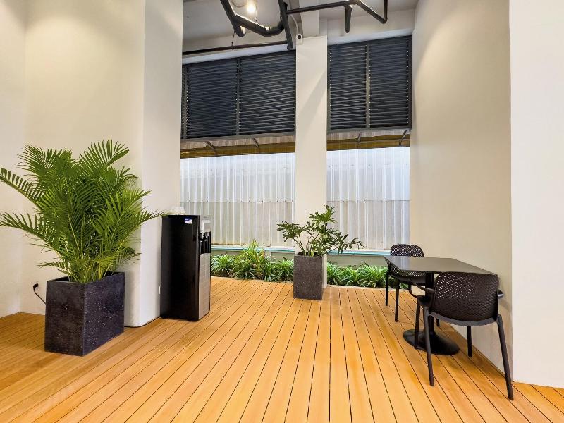 C Hotel image