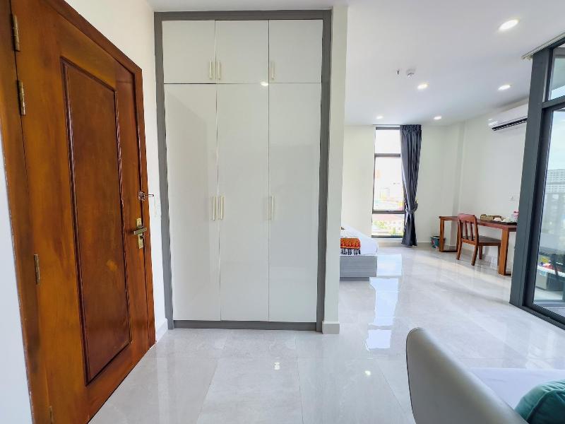 C Hotel image
