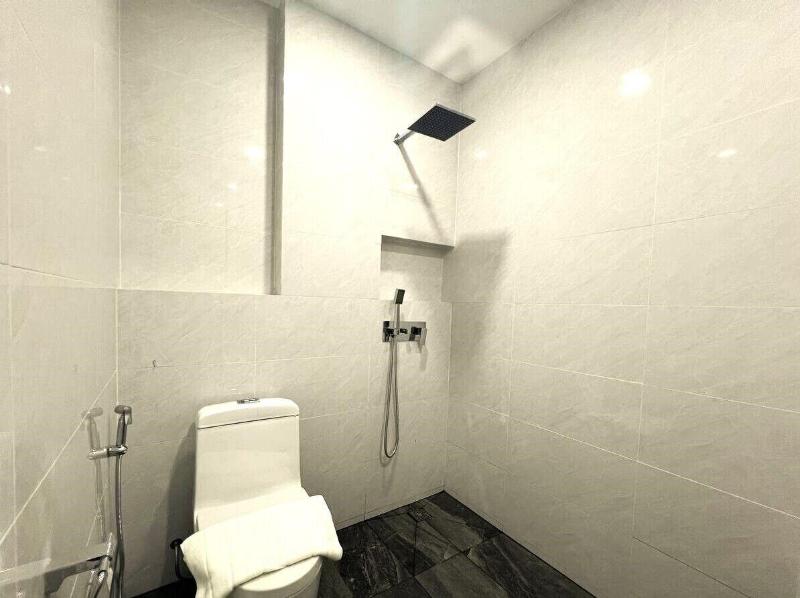 C Hotel image