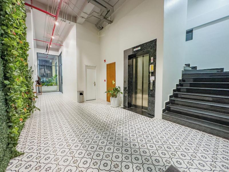 C Hotel image