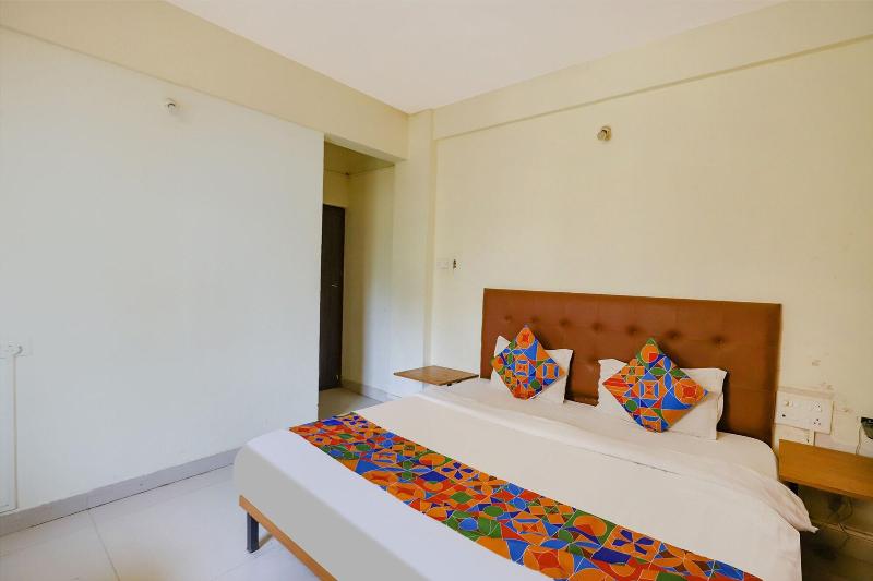 Fabexpress Osca Inn image