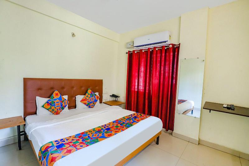 Fabexpress Osca Inn image