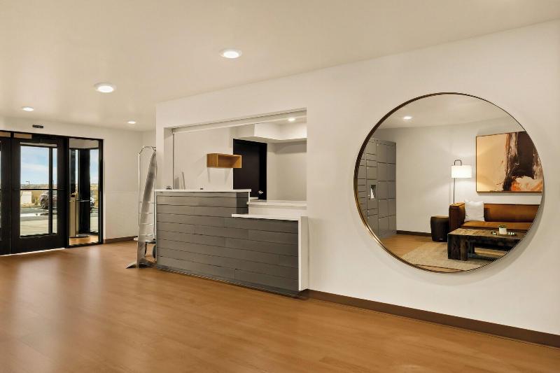 Livaway Suites Tri Cities Richland image