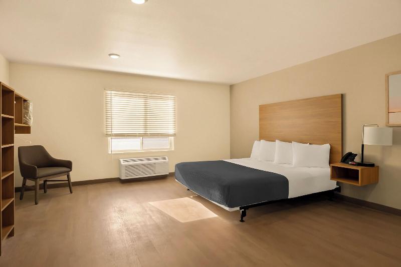 Livaway Suites Tri Cities Richland image