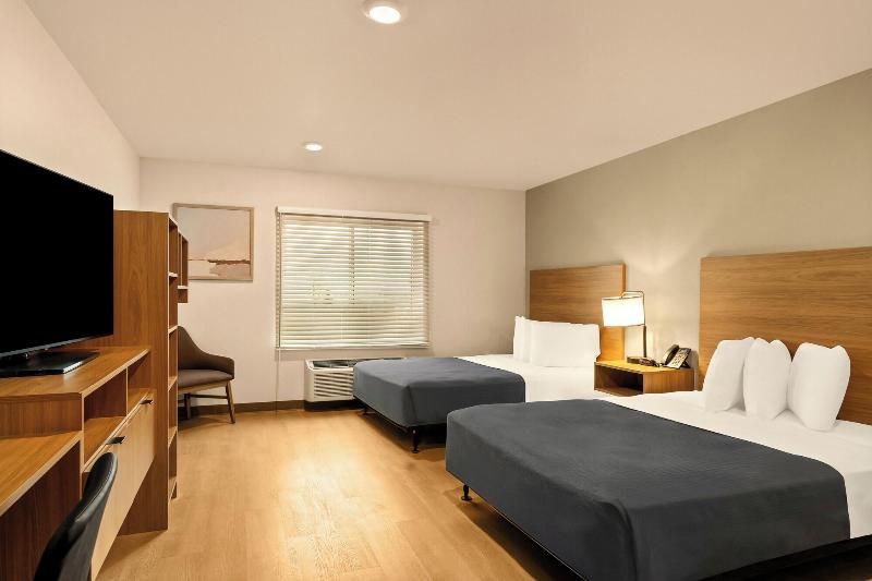 Livaway Suites Tri Cities Richland image
