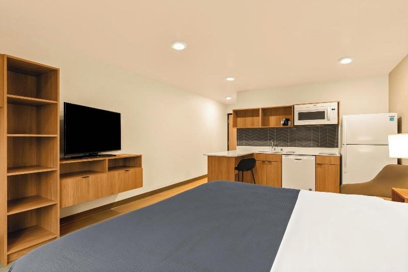 Livaway Suites Tri Cities Richland image