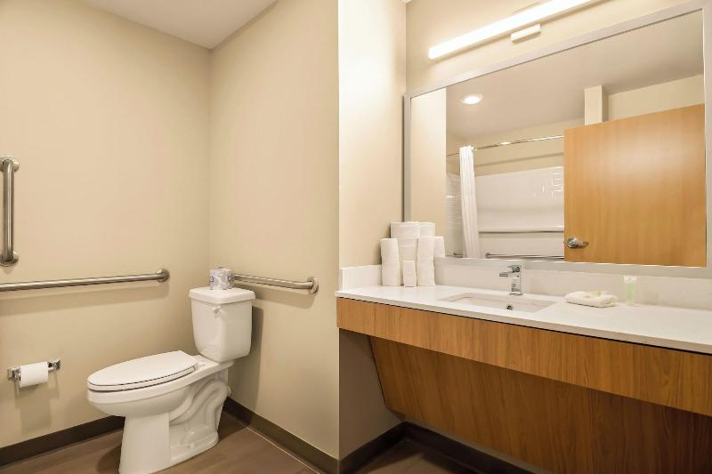 Livaway Suites Tri Cities Richland image