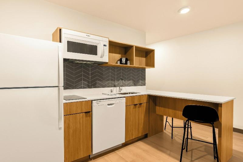 Livaway Suites Tri Cities Richland image