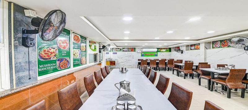 Fabhotel Srinivasa Guest House image