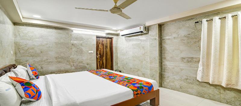 Fabhotel Srinivasa Guest House image