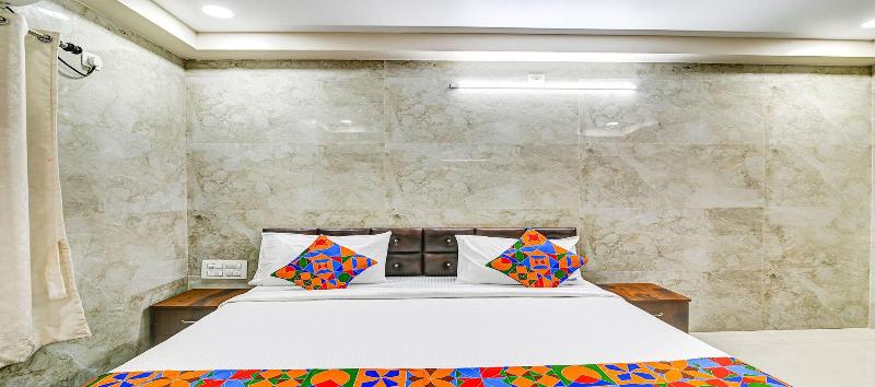 Fabhotel Srinivasa Guest House image