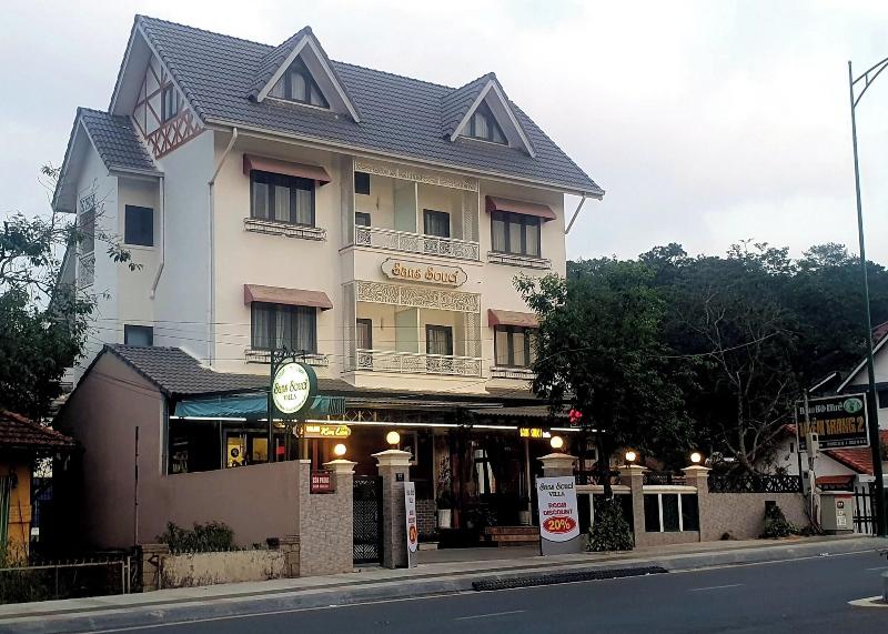 Va T Hotel