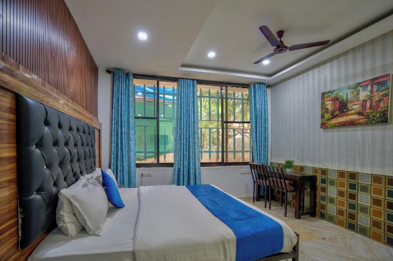 Big House Inn image