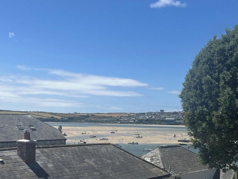 Creek View Cottage Little Petherick 2 Bedrooms image