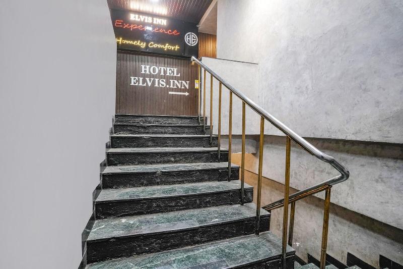 Fabhotel Elvis Inn image