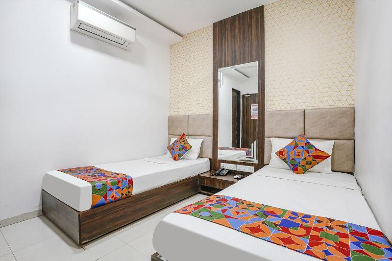 Fabhotel Elvis Inn image