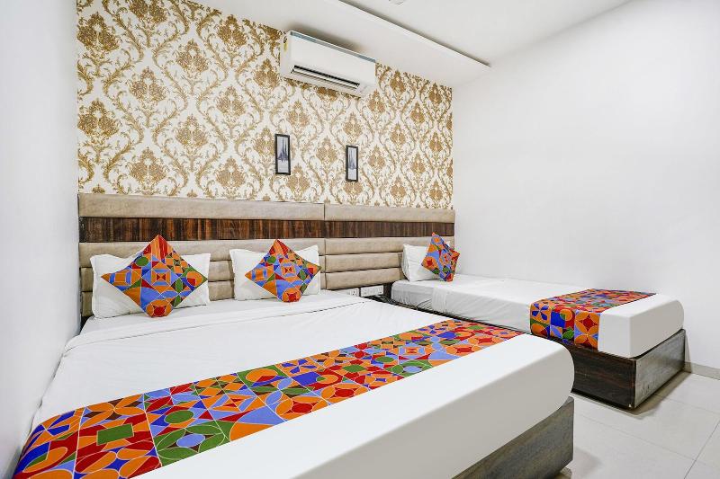 Fabhotel Elvis Inn image