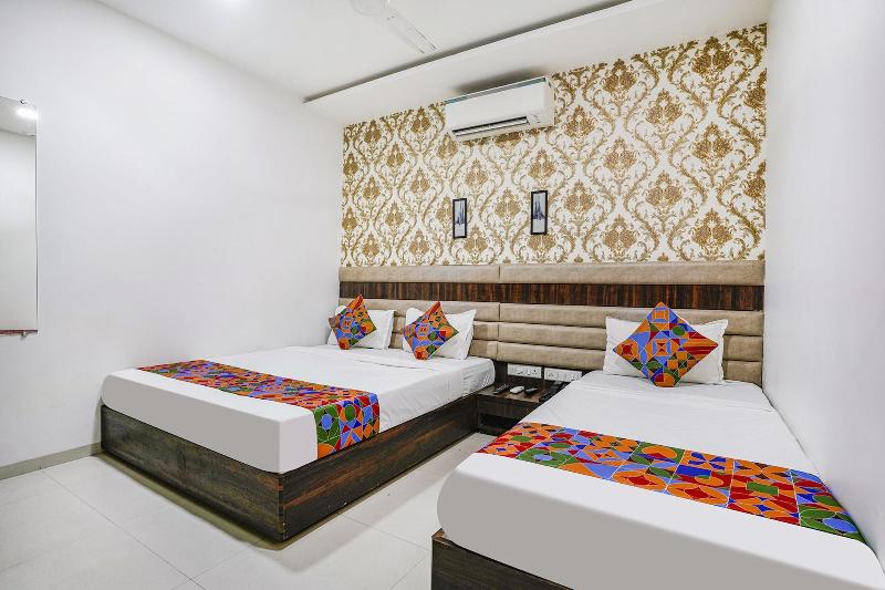 Fabhotel Elvis Inn image