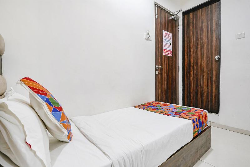 Fabhotel Elvis Inn image