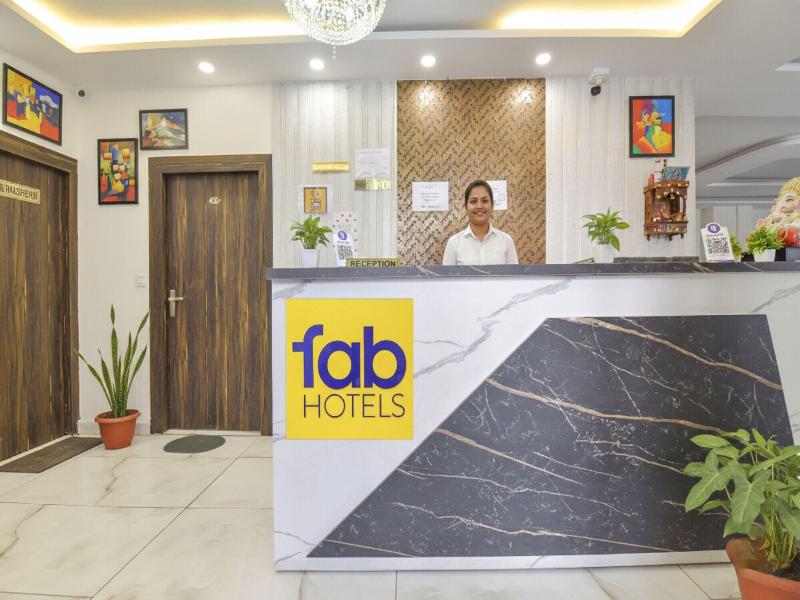Fabhotel Dev Palace image