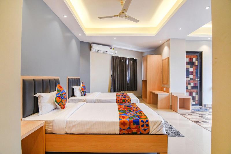 Fabhotel Jp image