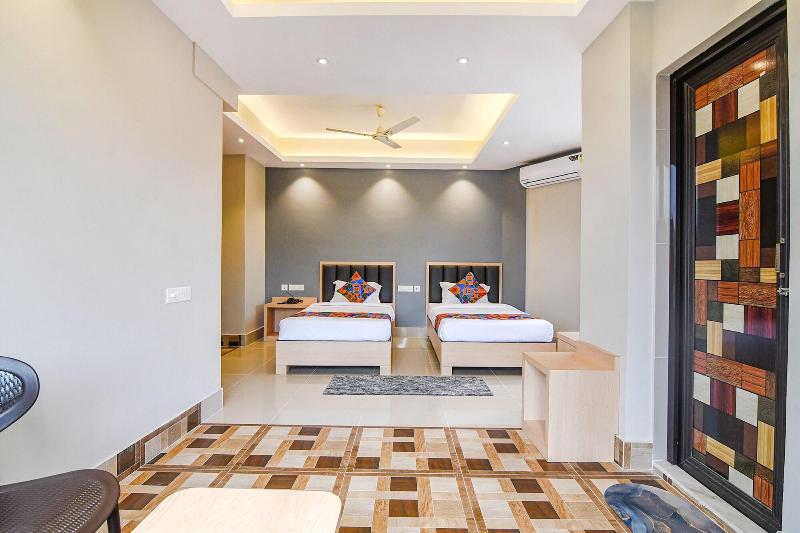 Fabhotel Jp image