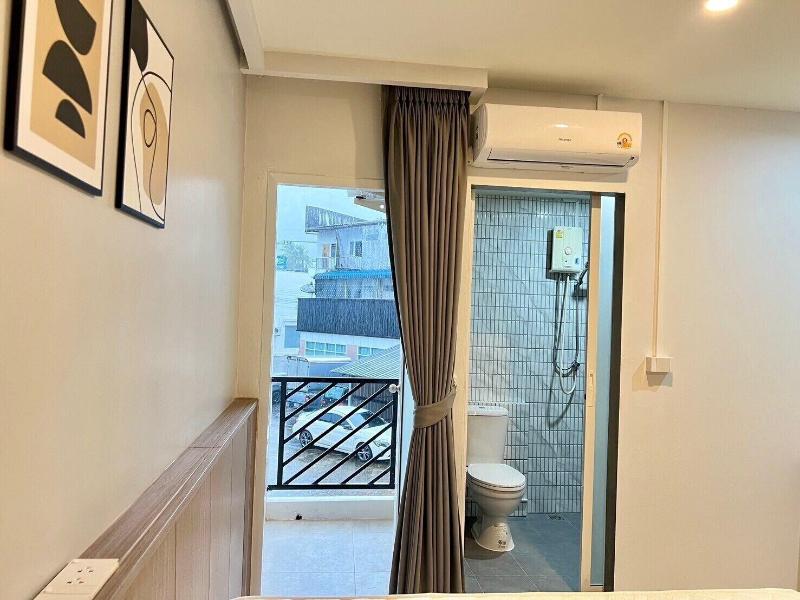 Bedter Hotel Phang Nga image