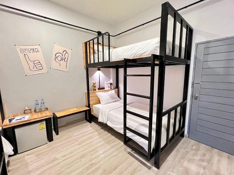 Bedter Hotel Phang Nga image