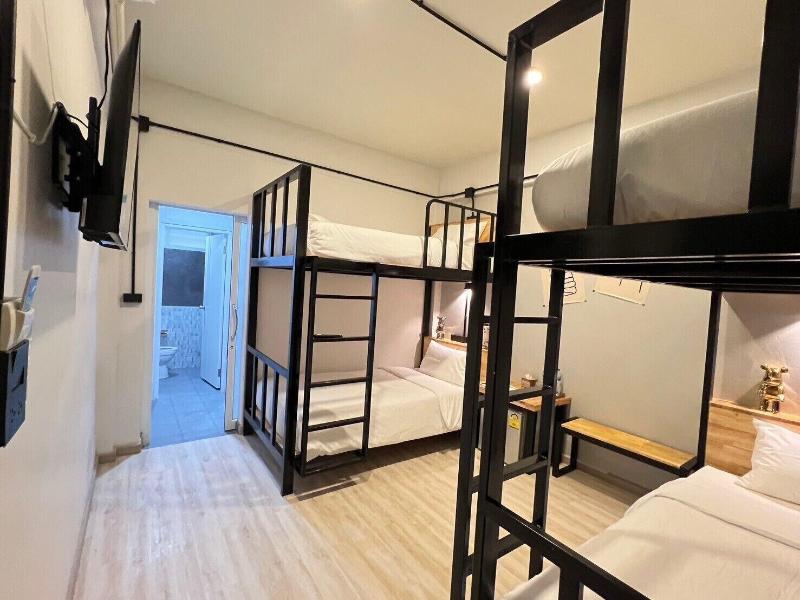 Bedter Hotel Phang Nga image