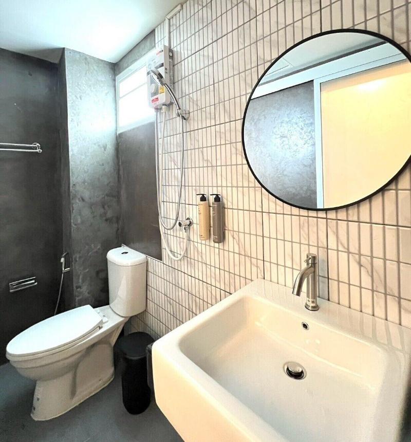 Bedter Hotel Phang Nga image