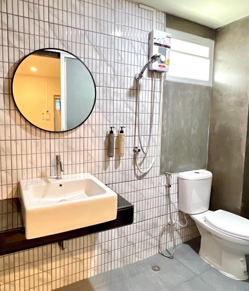 Bedter Hotel Phang Nga image