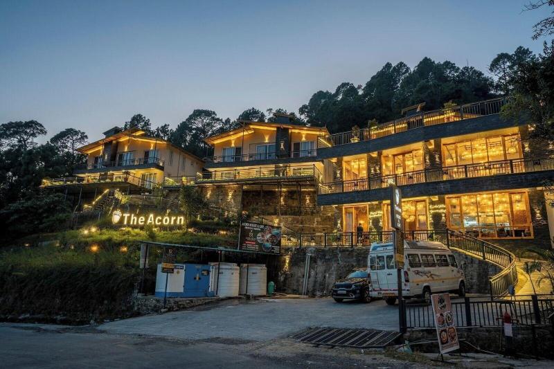 The Cozy Acorn Resort image