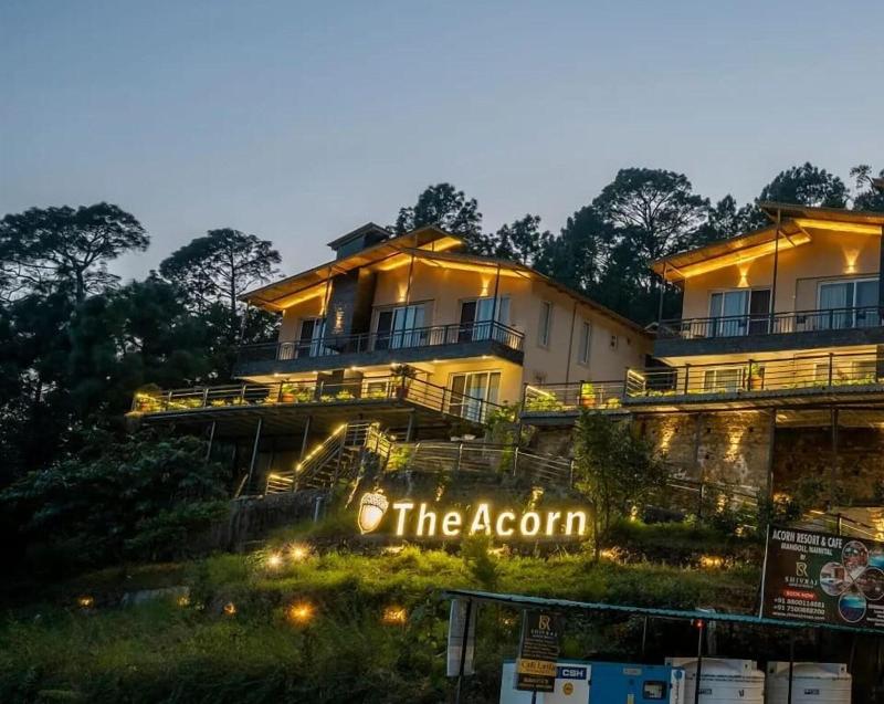 The Cozy Acorn Resort image