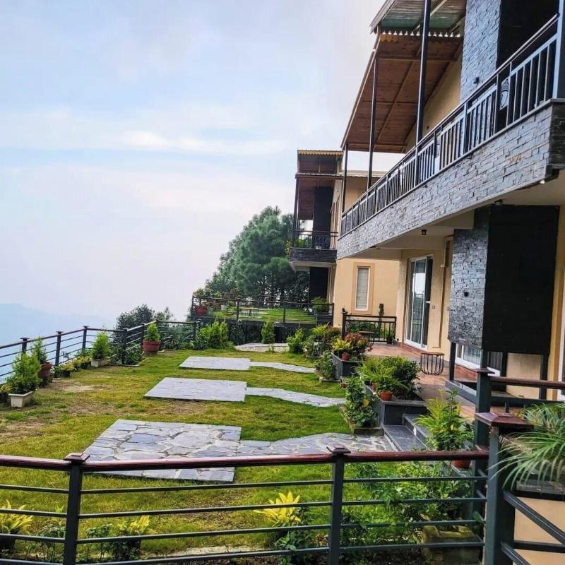 The Cozy Acorn Resort image