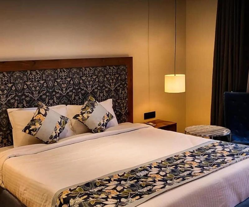 The Cozy Acorn Resort image