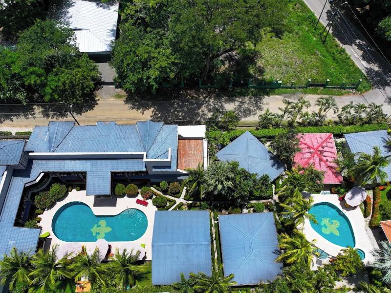 Parti Gras Hotel Villas En Potrero image