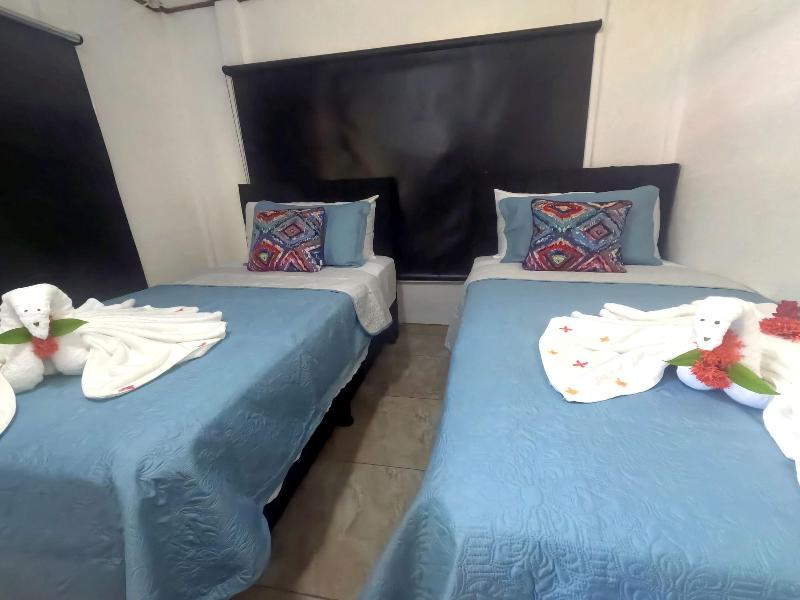 Parti Gras Hotel Villas En Potrero image